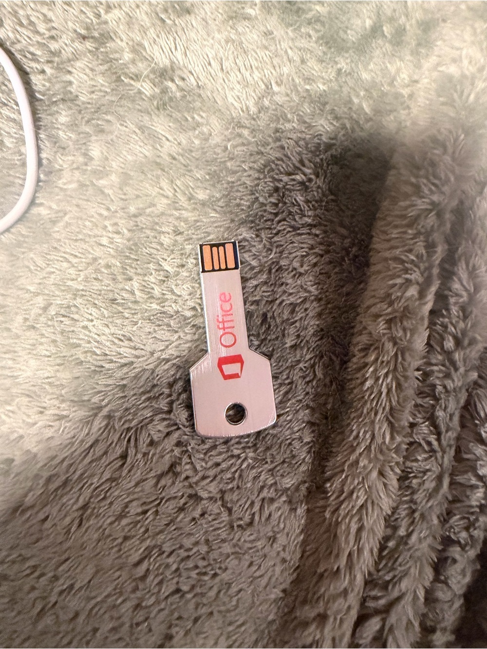 Microsoft Branded Silver Key USB Flash Drive - Silver